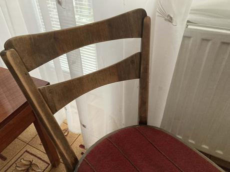 Stol jedálenský rozkladací +4 x stolička,, 