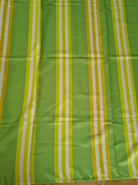 2ks dlhých závesov,