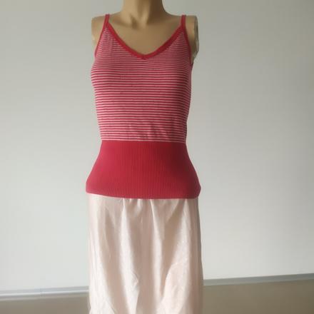 C 45 top cerveny + modre tricko nenosene, h&m,s