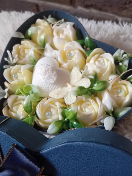 Tulipány- mydielka v boxe, 