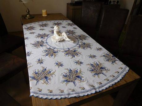 Obrus bavlnený,okrúhly priemer-172 cm, konvalinka, 