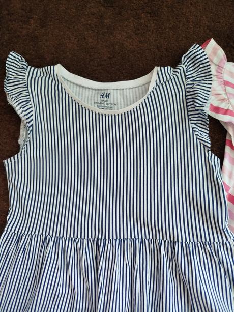 Darujem za postovné c.122/128, h&m,128