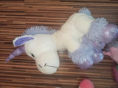 Rozne jednorozce plysaky, 