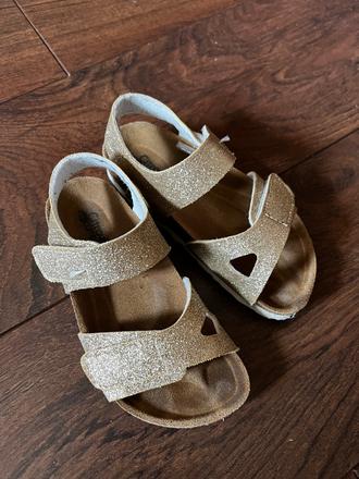 Zlaté sandále 28, 28