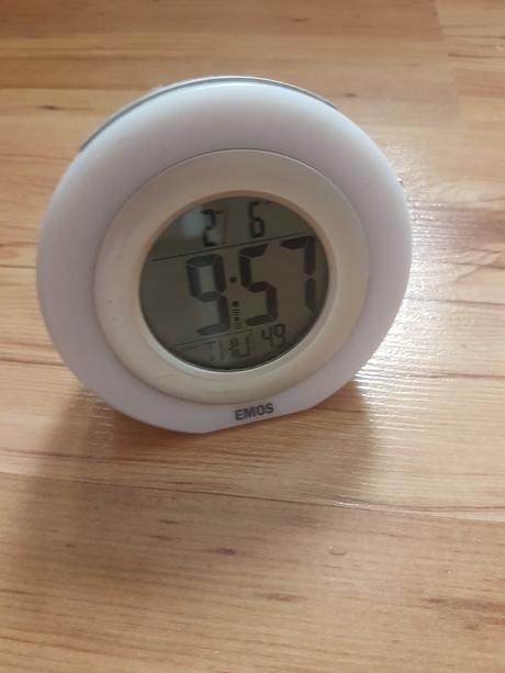 Budík/hodiny menia farbu, 