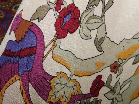 Codello kvalitná luxusna hodvabna elegantná šatka, xl