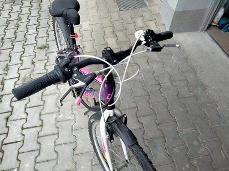 Dievčenský bicykel, dema,26