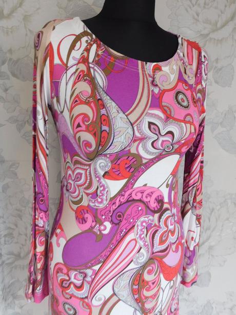 Luxusne upletove šaty, 36