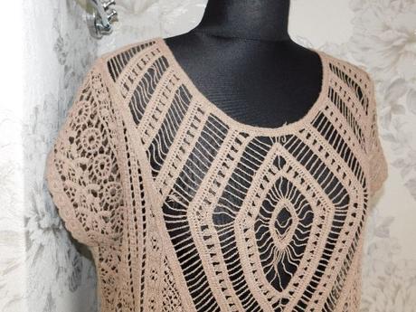 Damsky pekny azurovy pulover, 36