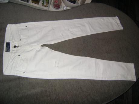 Biele breshka potrhané rifle,xs-s, xs