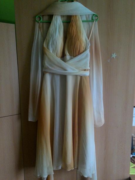 Žlté ombre šaty pod kolená, 40