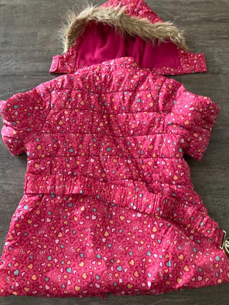 Zimna vetrovka na donosenie, hello kitty,116