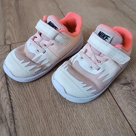 Tenisky dievčatko 22, nike,22