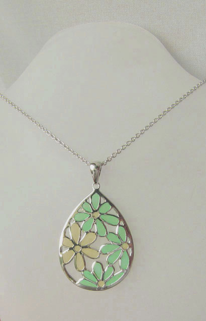 Náhrdelník s kvietkami,