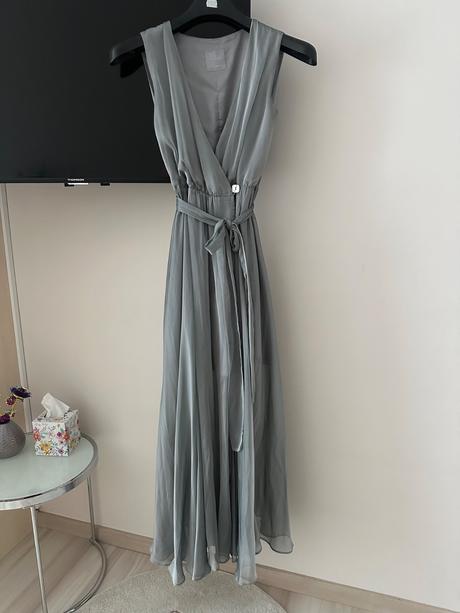 Dámske spoločenské šaty, 