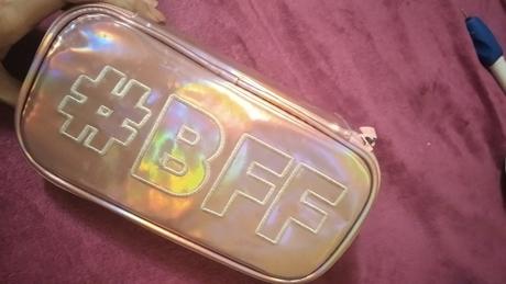 Ružovy peračník bff,