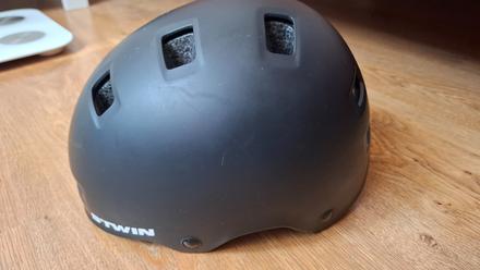 Prilba decathlon xs 48-52 cm,