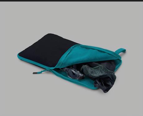 2v1 vrecko na mokré plavky a podložka na mokré noh,