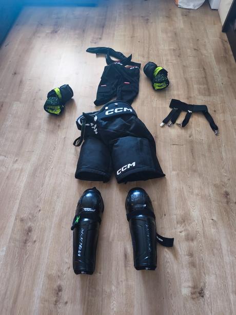 Hokejová výstroj, bauer,xs