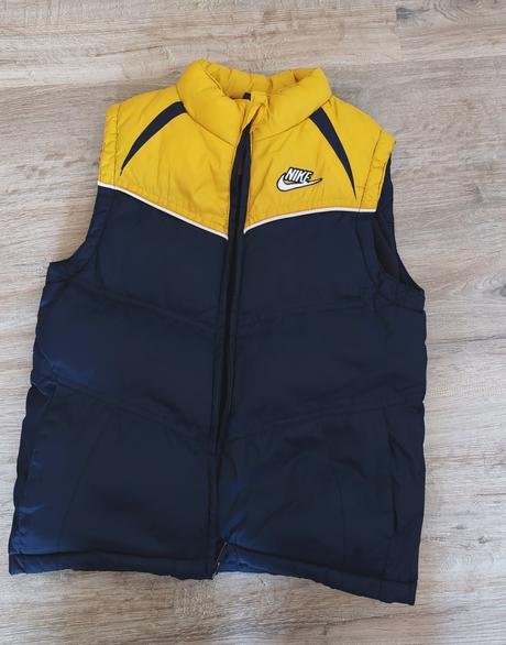 Vesta, nike,122