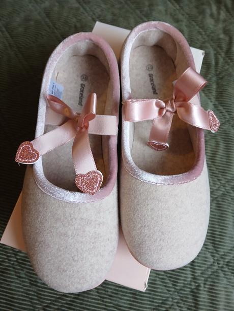 Krásne domáce papučky- nové, graceland,33