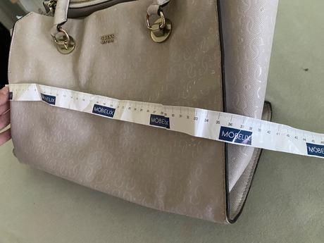 Kabelka guess, guess