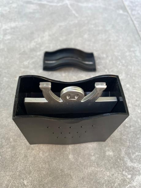 Zásobník na šparádlá, 