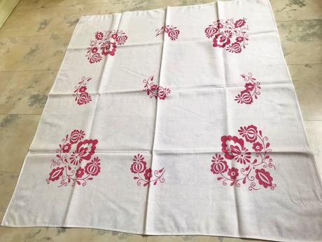 Batistový obrus,