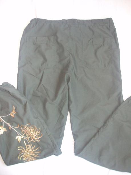 Športové nohavice, 152