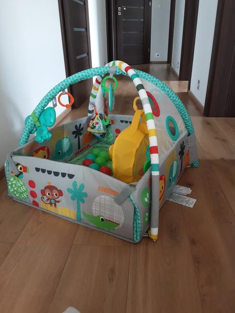 Hracia deka-bright starts 5v1, 