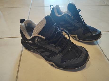 Turistické topánky, adidas,38