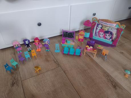 Bábiky + príslušenstvo,