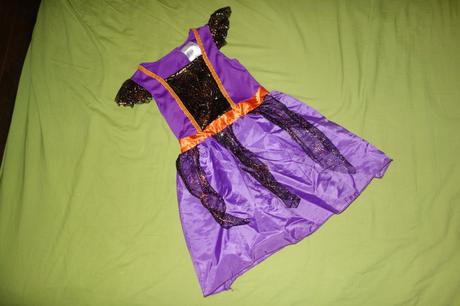 Kostym pre carodejnicu,