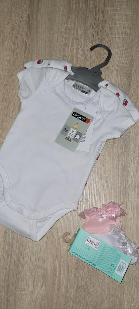 2xbody + 2x ponožky nové, ergee,68