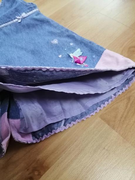 N8dherné šatičky, 92