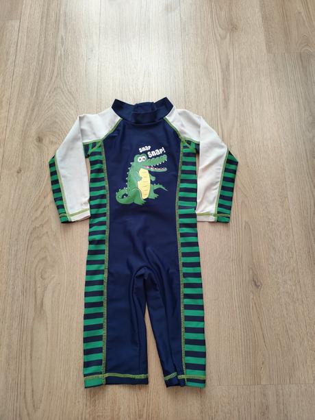 Overal na kúpanie, 86