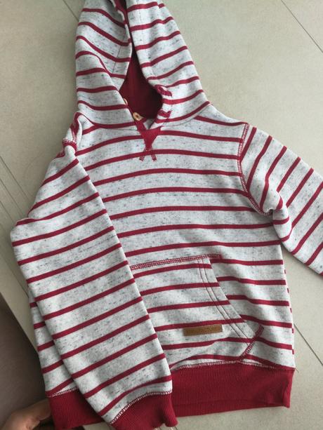 Mikina v super stave, zara,110