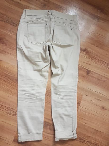 Ležérne nohavice, 42