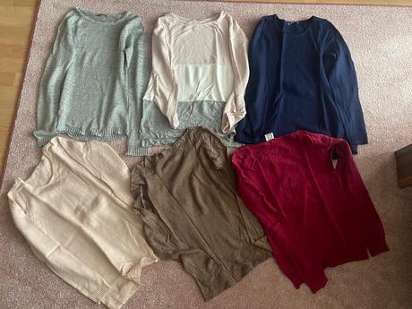 Bluzky,tricka,svetriky,upletove saty, xs