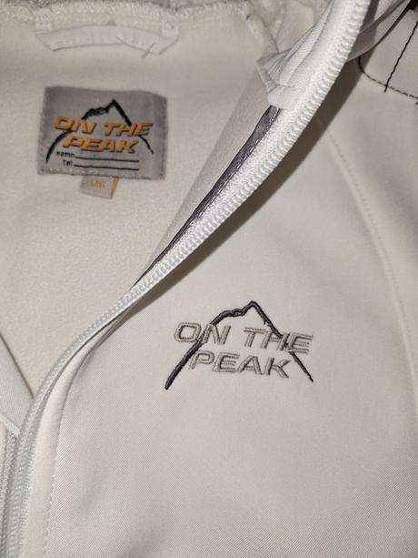 Softshelova prechodná vetrovka, 146