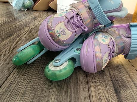 Svietiace korčule, 30