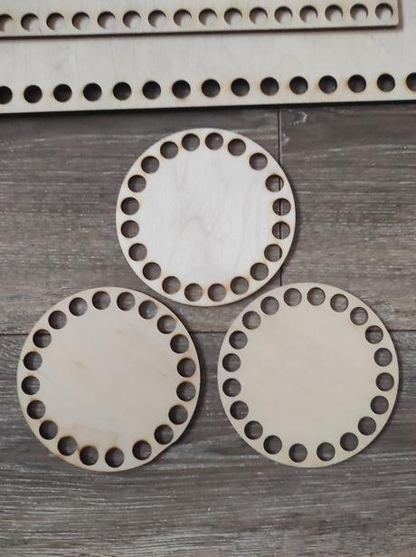 Sada na hackovane podnosy alebo kosiky z trickovin,