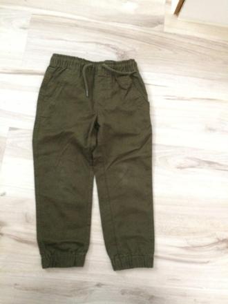 Športové nohavice, reserved,110