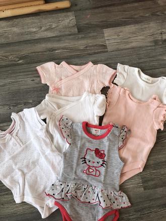 Body s kratkym rukavom, 56