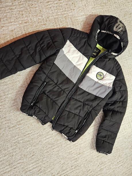 Chlapčenská vetrovka, 164