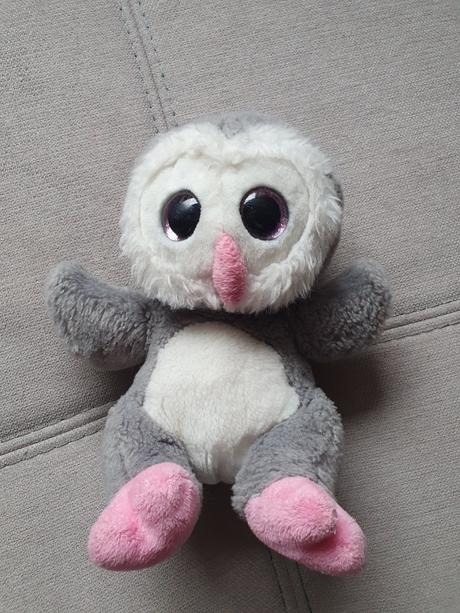 Predám plyšovú sovu, 