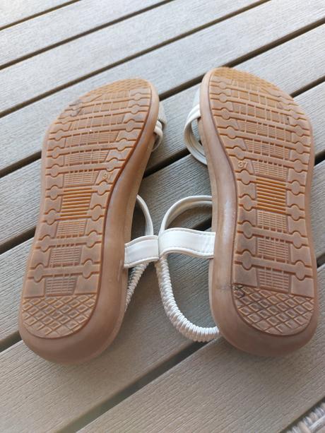 Sandale dievcenske, 37