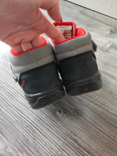 Trekove topanky, quechua,32