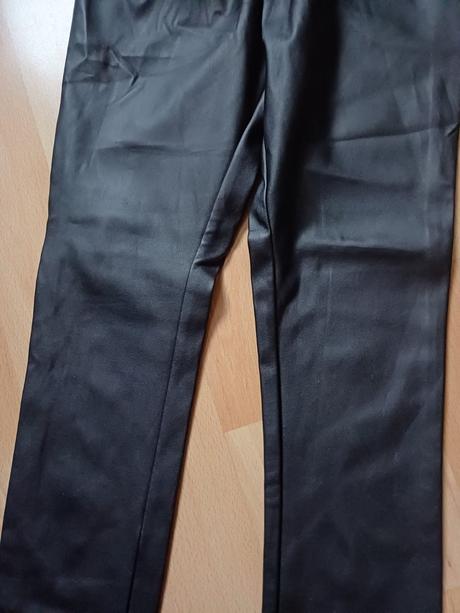 Koženkove leginy, 116