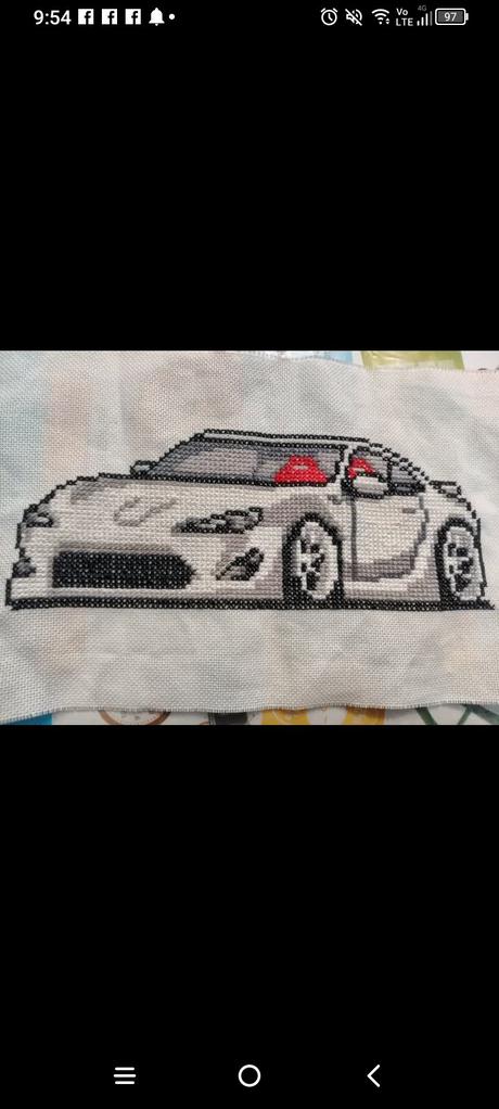 Vyšívané auto,